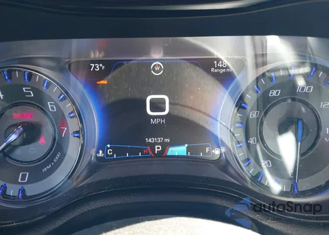 2015 Chrysler 300 300S z USA, uszkodzony, nr VIN 2C3CCABGXFH763124